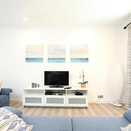 Villa Fantastic In A Quiet Area Near By Renthousing