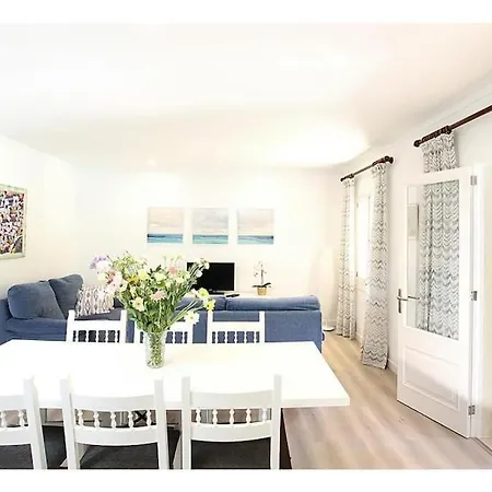 Villa Fantastic In A Quiet Area Near By Renthousing